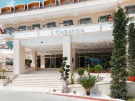 LOCEANICA BEACH RESORT